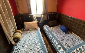 Calcutta Backpackers Homestay -Only For Backpackers & Travellers